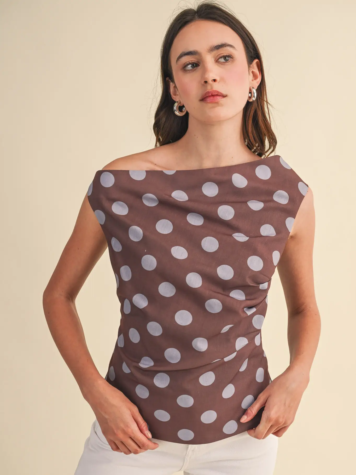 Sleeveless Tops
